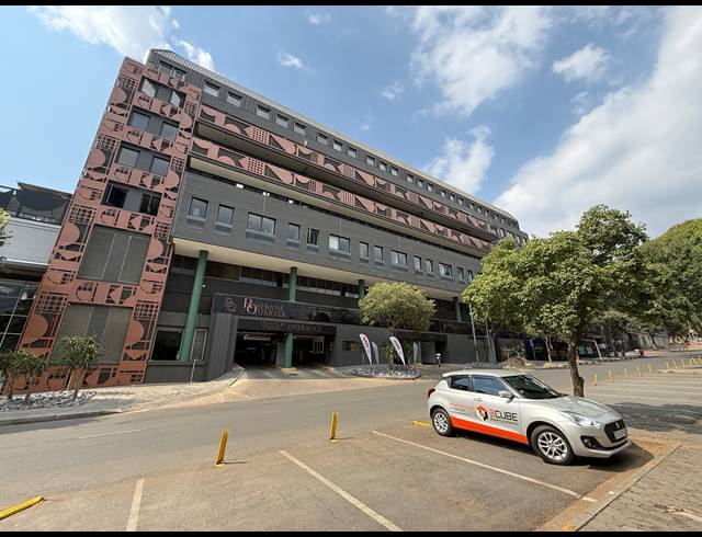 390M² RETAIL TO LET IN ROSEBANK